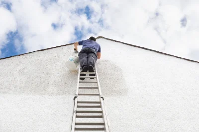 Peinture extérieure à Pontmain — façades et ravalement